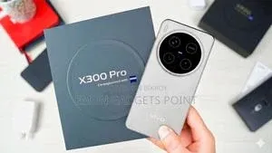 Vivo X300 Pro 12/ (12GB/256GB) Standard